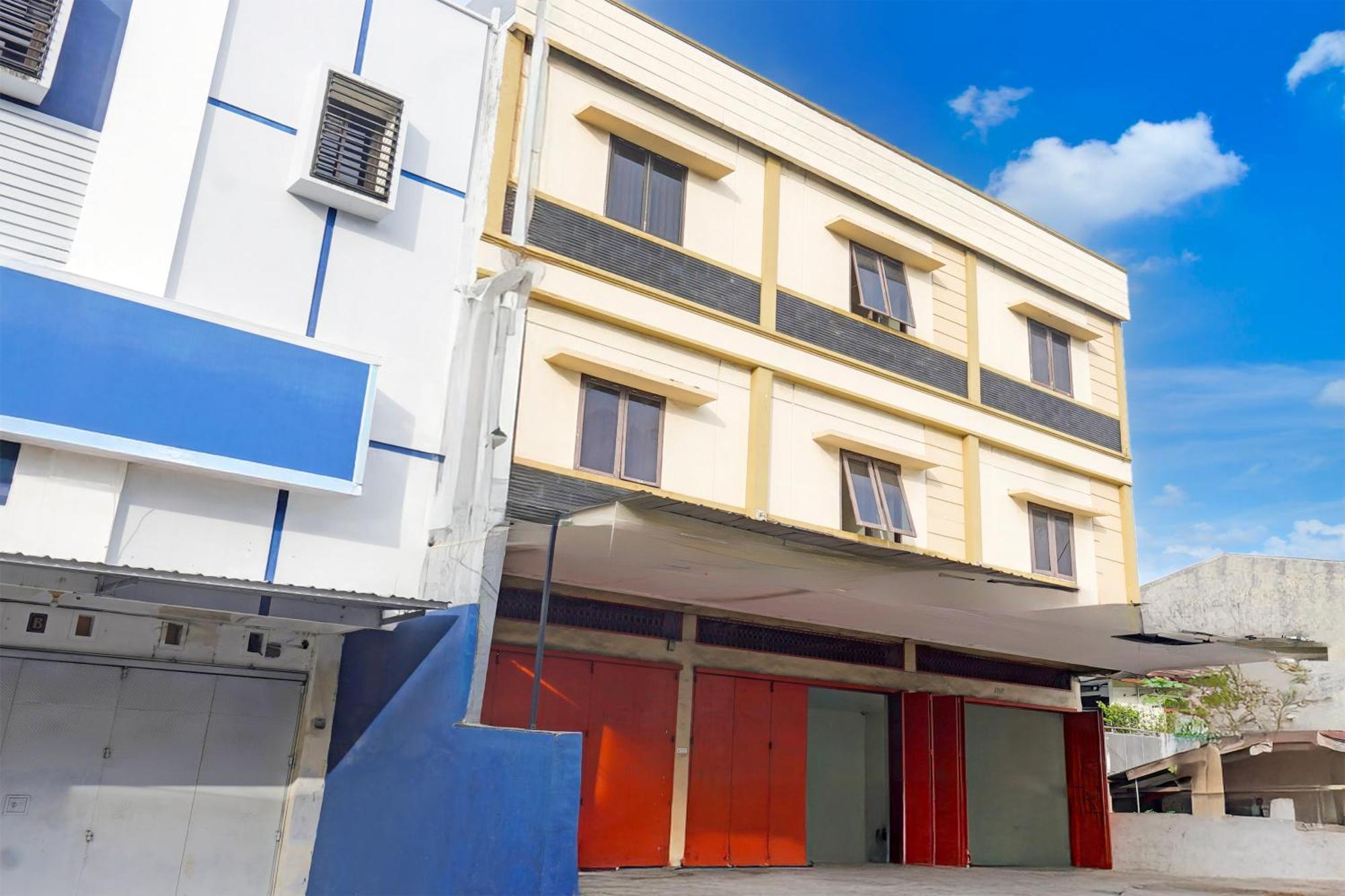 Hotel O Rappocini Near Rsia Paramount Macasar Exterior foto